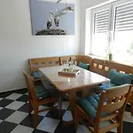 Hotel Ferienwohnung Am Storchennest *