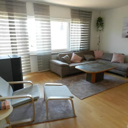 Hotel Ferienwohnung Am Storchennest Neustadt an der Weinstraße